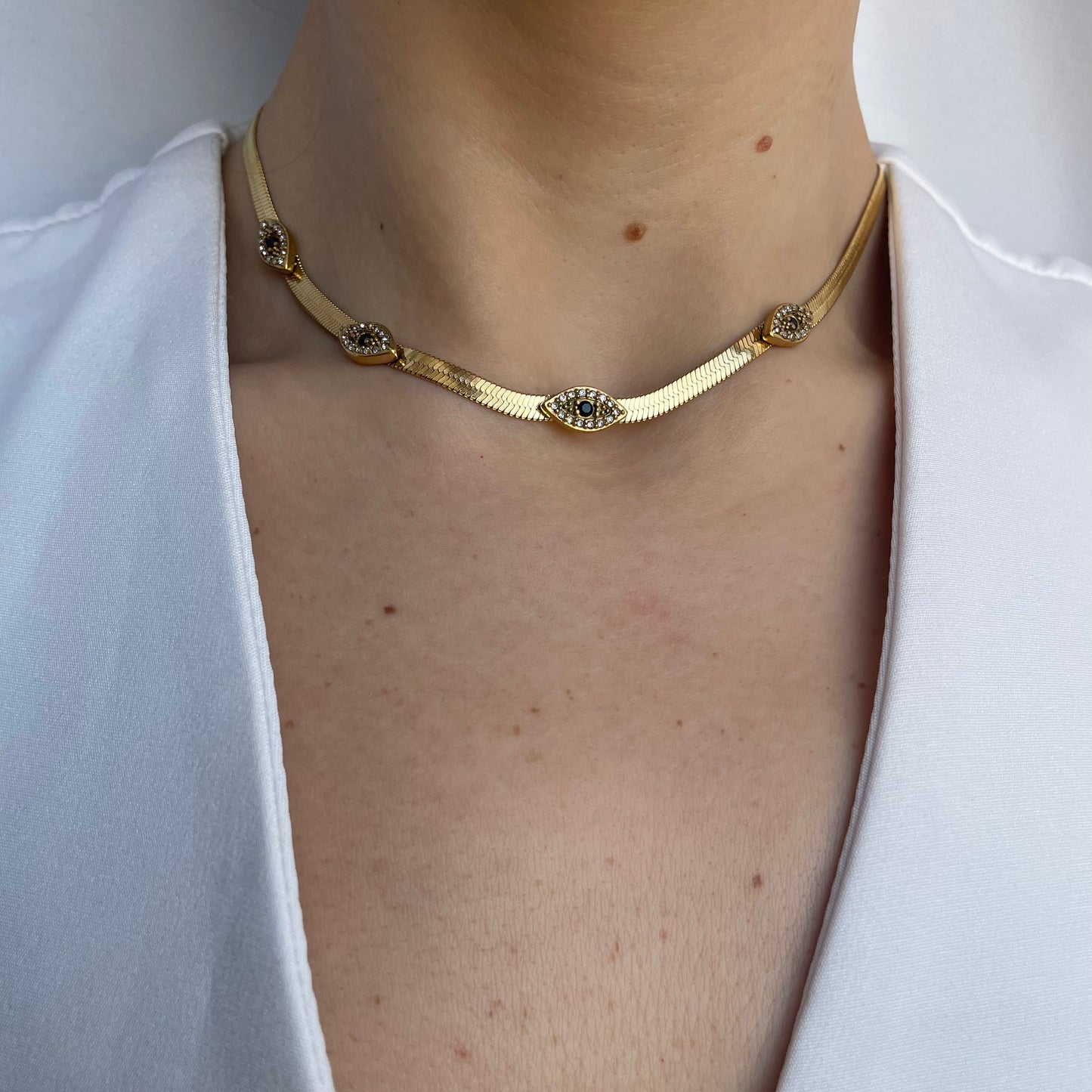 Petra  Choker