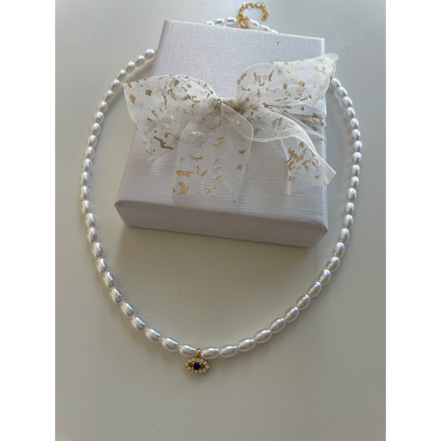 NY Pearl Necklace with eye pendant